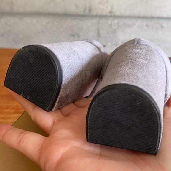 Charcoal Gray Velvet Block Heel from Joe Fresh - Picture 14 of 14